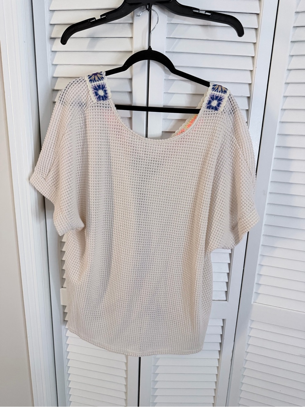 Waffle Knit Scoop Neck Top with Embroidered Shoulders - Cream